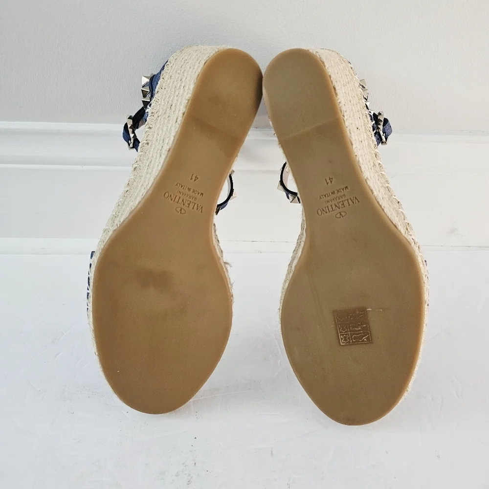 NEW Valentino Garavani Rockstud Strappy Espadrille Wedge Sandals Size EU 41 - Picture 7 of 9